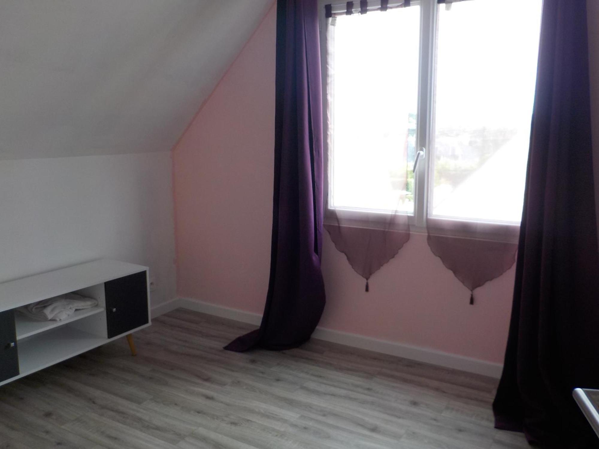 La Maison D'Annick 佩罗斯－吉雷克 外观 照片
